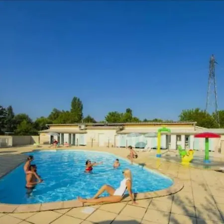 Chez Regis Et Jennifer Mobile 6 Personnes Il Es Chauffer Climatise, Proche Europa-park Et Rulantica Boofzheim