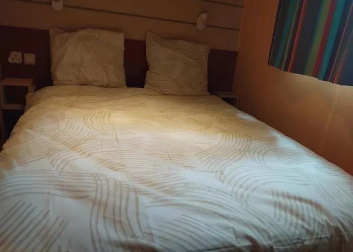 Chez Regis Et Jennifer